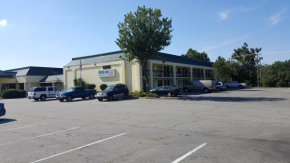 Отель Red Carpet Inn Kinston  Кинстон